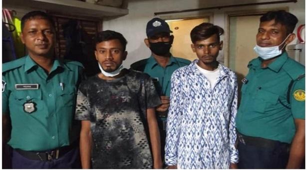 পায়ুপথে হেরোইন পাচারকালে রাজশাহীতে আটক ২