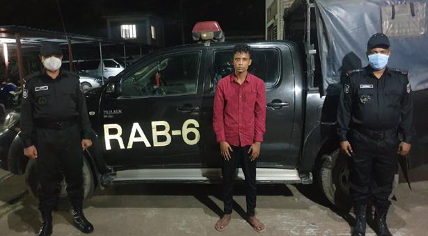 প্রধানমন্ত্রীর ভুয়া পিএস