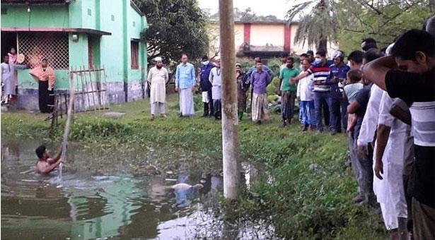 জয়পুরহাটে পুকুরে মিললো অজ্ঞাত বৃদ্ধের মরদেহ