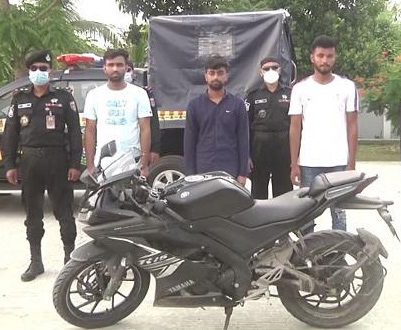 বিকাশের অর্থ আত্মসাৎ, যশোরে আটক ৩