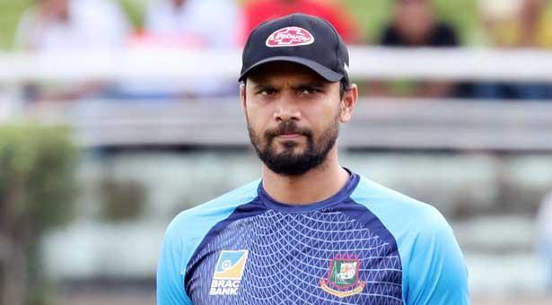 ফিটনেস টেস্ট দিচ্ছেন না মাশরাফী