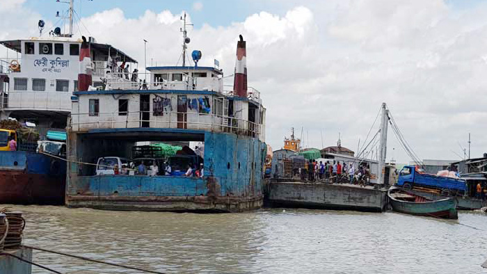 নিরাপত্তার স্বার্থে রাতে বন্ধ থাকবে ফেরি